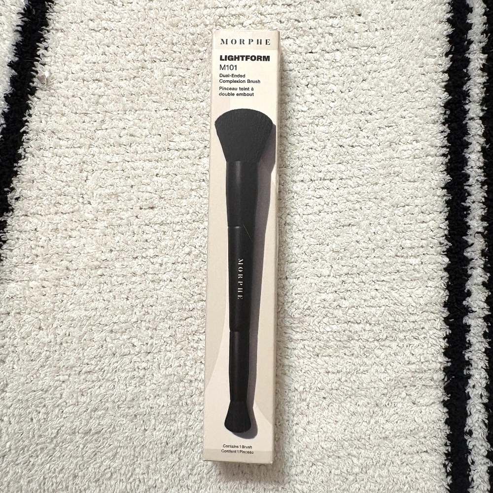 Morphe M101 Lightform Dual-Ended 2-in-1 Concealer & Foundation Brush - Picture 4 of 4